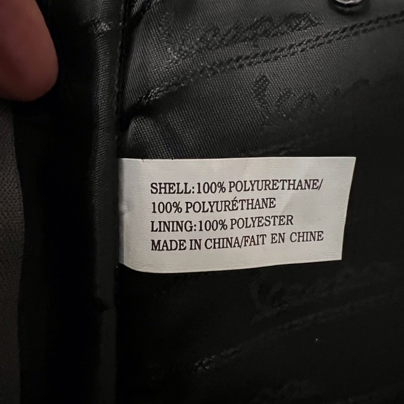 Vespa Black Backpack with multiple pockets, heavy duty zippers. Faux leather - Picture 6 of 14